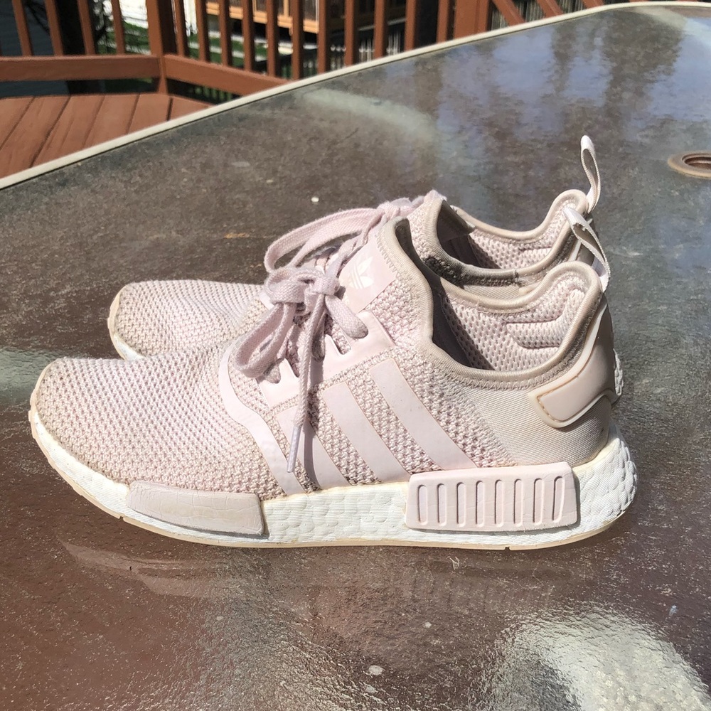 ADIDAS NMD R1